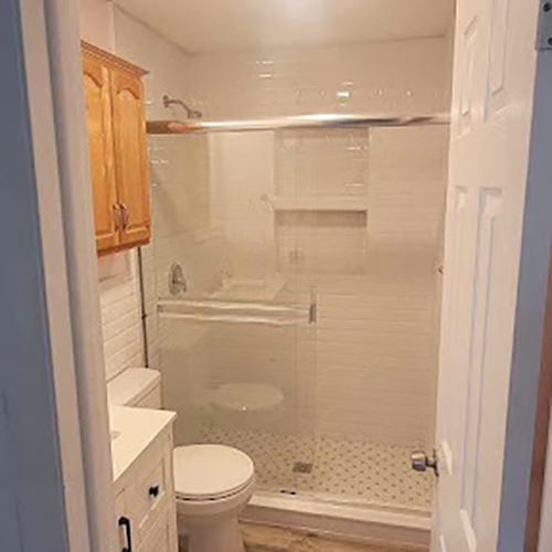Charming New Cottage: The Bathroom