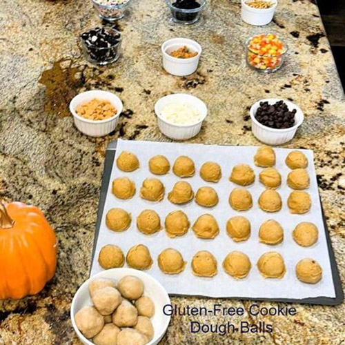 How to host a cookie bar party