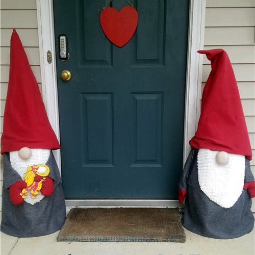 How to Make Tomato Cage Christmas Gnome Decorations
